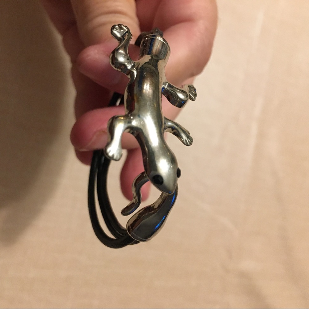 A leather string lizard bracelet